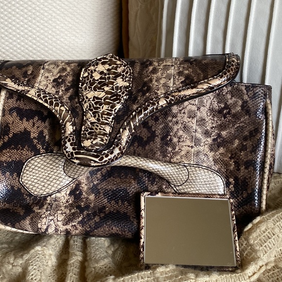 Bottega Veneta Snakeskin and Karung Rialto COA - Picture 9 of 15